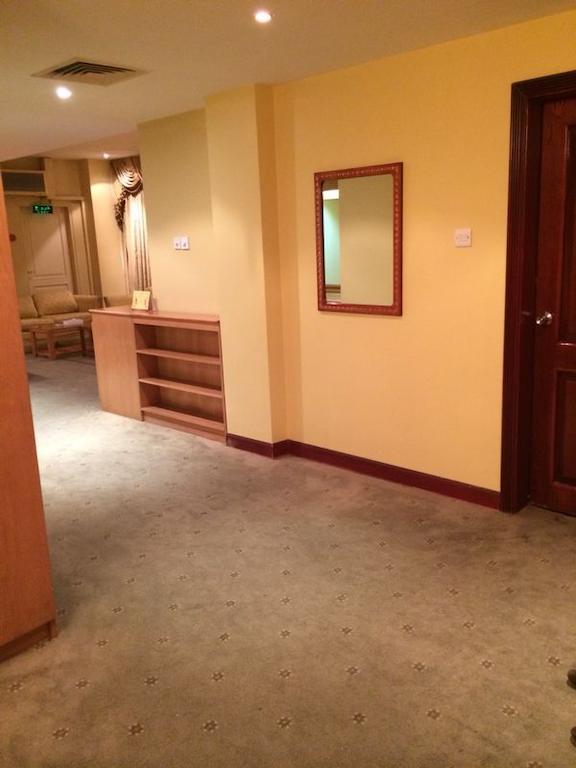 City Center Hotel Manáma Pokoj fotografie